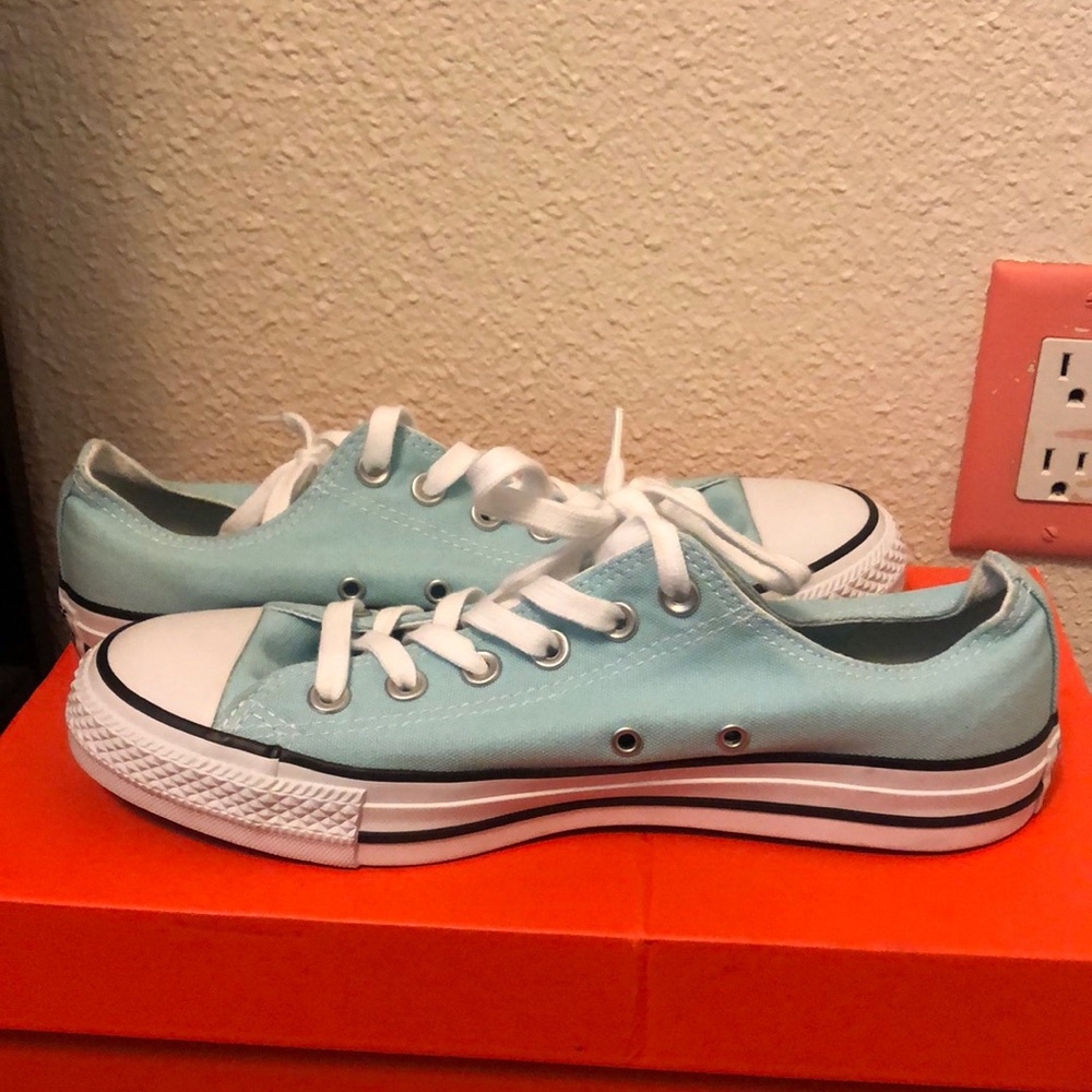 Converse low top shoes